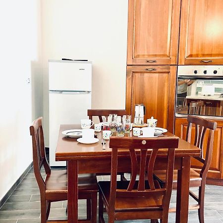 Casa Di Ale & Frank Apartment Salerno Ngoại thất bức ảnh