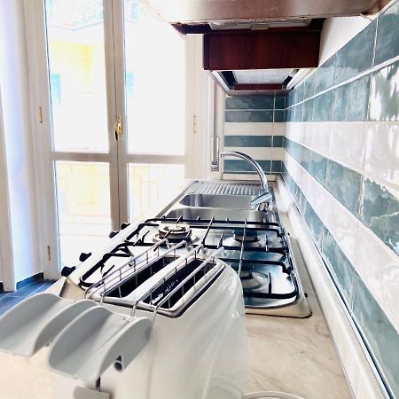 Casa Di Ale & Frank Apartment Salerno Ngoại thất bức ảnh