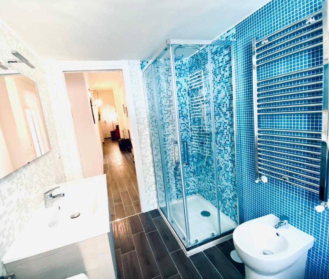 Casa Di Ale & Frank Apartment Salerno Ngoại thất bức ảnh