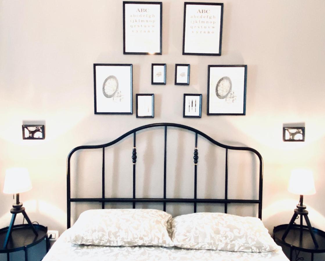 Casa Di Ale & Frank Apartment Salerno Ngoại thất bức ảnh